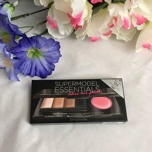 BOGO Supermodels Essentials Deluxe Face Palette